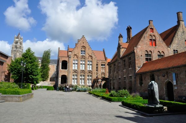 Cliquer pour voir l'image en taille réelle