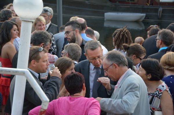 Cliquer pour voir l'image en taille réelle