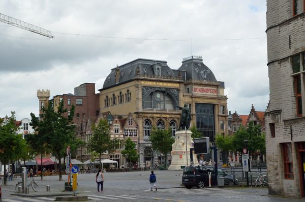 Cliquer pour voir l'image en taille réelle