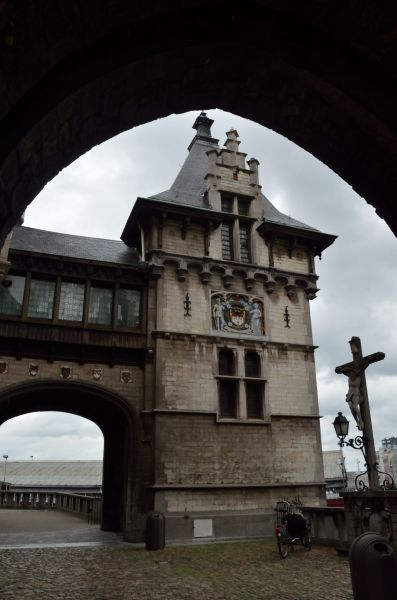 Cliquer pour voir l'image en taille réelle