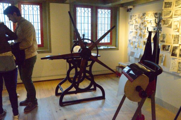 Cliquer pour voir l'image en taille réelle